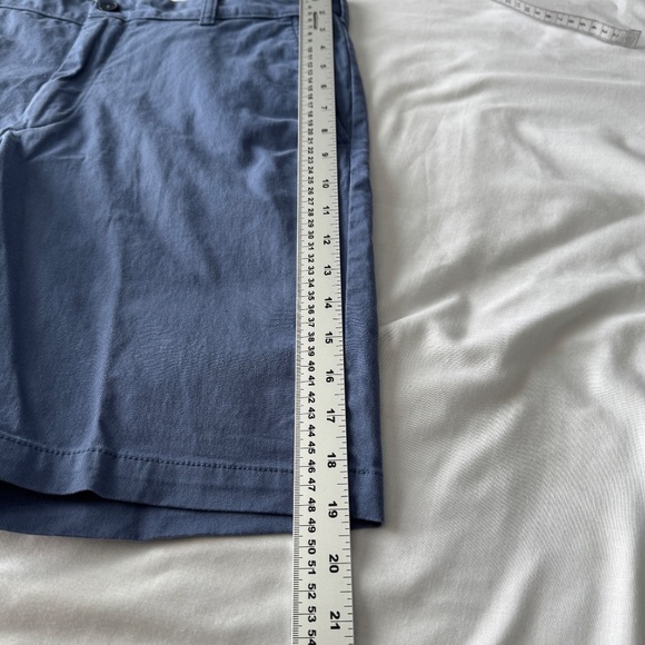 IZOD Saltwater Men's 32 Chino Golf Shorts Casual Preppy Purplish-Blue Outdoor - Picture 11 of 13